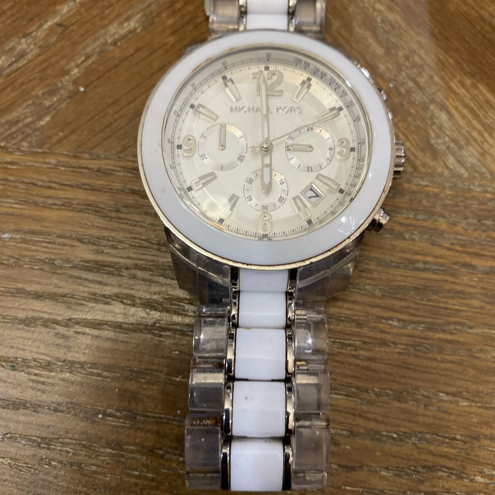 Women’s Micheal kors watch